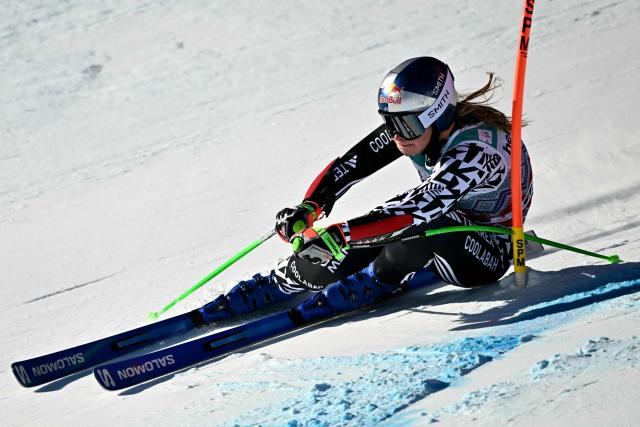 New Zealand's Alice Robinson competes in the Women's Super G event of the FIS Alpine Skiing World Cup 2025-2026, in St. Moritz, south-eastern Switzerland on December 14, 2025. (Photo by Fabrice COFFRINI / AFP)