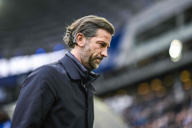 Gent's head coach Rik De Mil is pictured at the start of the Belgium Pro League football match between KAA Gent and Royal Antwerp FC in Gent, on December 14, 2025. (Photo by Tom Goyvaerts / Belga / AFP) / Belgium OUT