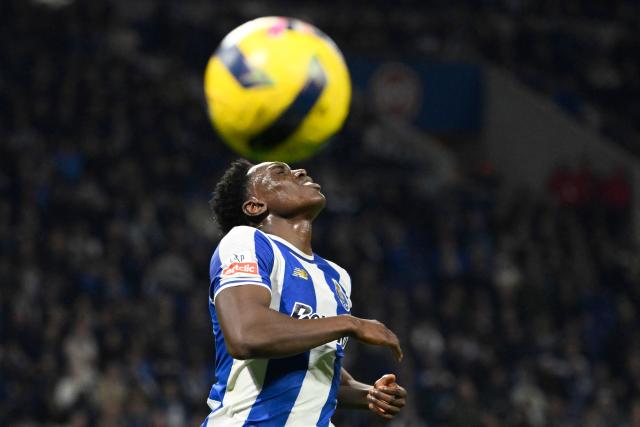 FC Porto's Spanish forward #09 Samuel Omorodion reacts during the Portuguese league football match between FC Porto and CF Estrela da Amadora at Dragao stadium in Porto on December 15, 2025. (Photo by Miguel RIOPA / AFP)