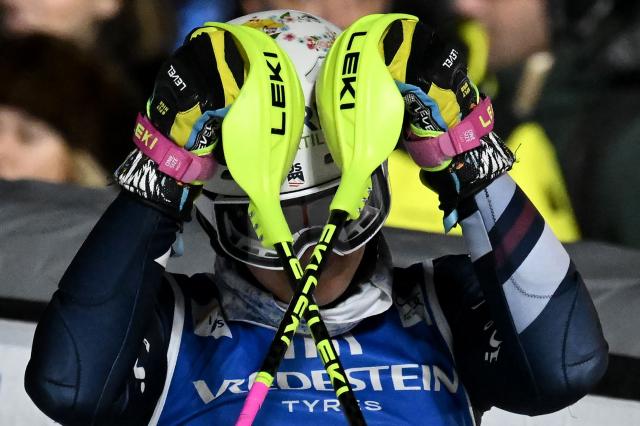 US' Paula Moltzan reacts in the finish area after competing in the second run of the FIS Alpine Skiing women's World Cup 2025-2026 slalom in Courchevel, French Alps, on December 16, 2025. (Photo by Jeff PACHOUD / AFP)