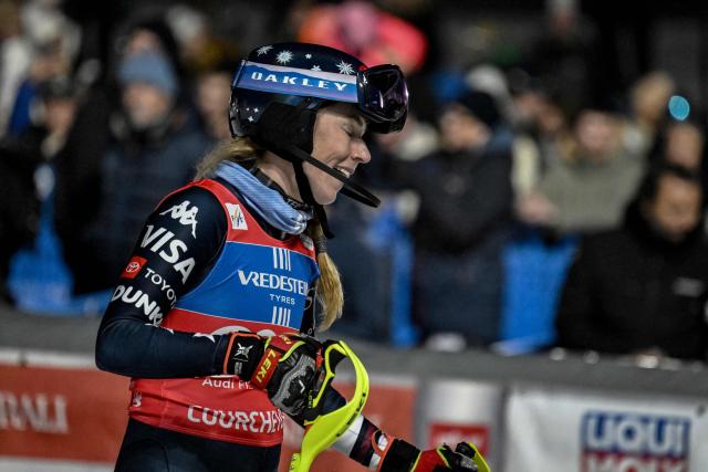 US' Mikaela Shiffrin reacts in the finish area after competing in the second run of the FIS Alpine Skiing women's World Cup 2025-2026 slalom in Courchevel, French Alps, on December 16, 2025. (Photo by Jeff PACHOUD / AFP)
