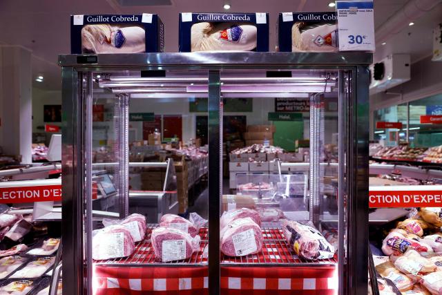 This photograph shows Wagyu beef displayed at the meat department at the multinational wholesale chain 'Metro' flagship store in Nanterre during a press visit, in western Paris, on December 17, 2025. (Photo by Charlotte SIEMON / AFP)
