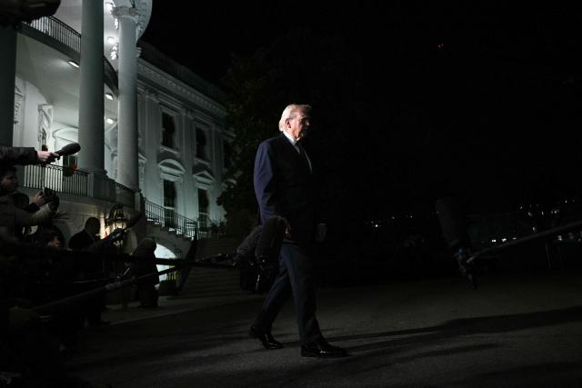 US President Donald Trump walks to board Marine One as he departs from the South Lawn of the White House in Washington, DC on December 19, 2025. Trump is on his way to Rocky Mount, North Carolina to hold a political rally and speak about the economy. (Photo by Brendan SMIALOWSKI / AFP)