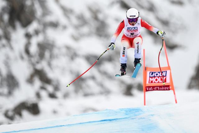 Switzerland's Jasmine Flury competes in the women's downhill race part of the FIS Alpine Ski World Cup 2025-2026, in Val d'Isere, south western France, on December 20, 2025. (Photo by Jeff PACHOUD / AFP)
