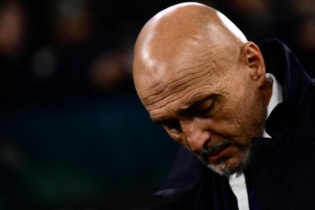 Juventus' Italian coach Luciano Spalletti looks on from the technical area during the Italian Serie A football match between Juventus and AS Roma at the Allianz stadium in Turin, northern Italy, on December 20, 2025. (Photo by MARCO BERTORELLO / AFP)