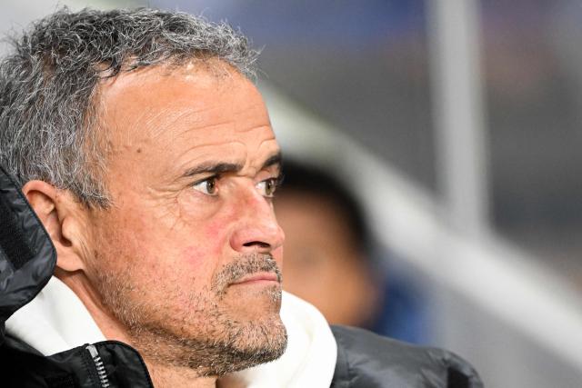 Paris Saint-Germain's Spanish head coach Luis Enrique looks on during the round 64 French cup between Fontenay-le Comte and Paris (PSG) at La Beaujoire stadium, in Nantes, western France, on December 20, 2025. (Photo by Sebastien Salom-Gomis / AFP)