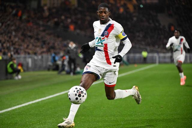 Paris Saint-Germain's French forward #10 Ousmane Dembele controls the ball during the French Cup round of 64 football match between Fontenay-le-Comte and Paris Saint-Germain (PSG) at La Beaujoire stadium, in Nantes, western France, on December 20, 2025. (Photo by Sebastien Salom-Gomis / AFP)