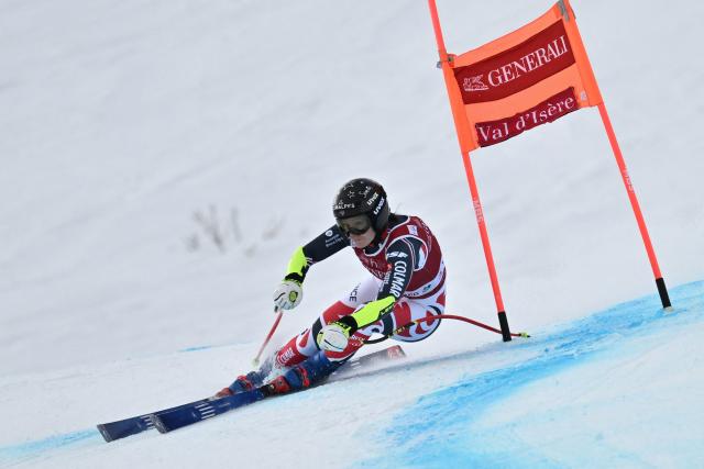 France's Romane Miradoli competes in the women's Super G event during the FIS Alpine Ski World Cup 2025-2026, in Val d'Isere, southwestern France, on December 21, 2025. (Photo by Jeff PACHOUD / AFP)