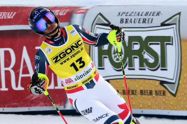 France's Paco Rassat reacts after competing in the second run of the Men's Slalom event, part of the FIS Alpine Ski World Cup 2025-2026, in Alta Badia, northern Italy, on December 22, 2025. (Photo by Stefano RELLANDINI / AFP)