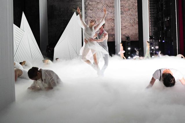 Dancers of the Monte-Carlo ballet take part in the rehearsal of the "Ma Bayadere" ballet show, a creation by French dancer and choreographer Jean-Christophe Maillot, in Monaco on December 22, 2015. The show will take place from December 27, 2025 until January 4, 2026 at the Grimaldi Forum in Monaco. (Photo by Valery HACHE / AFP)