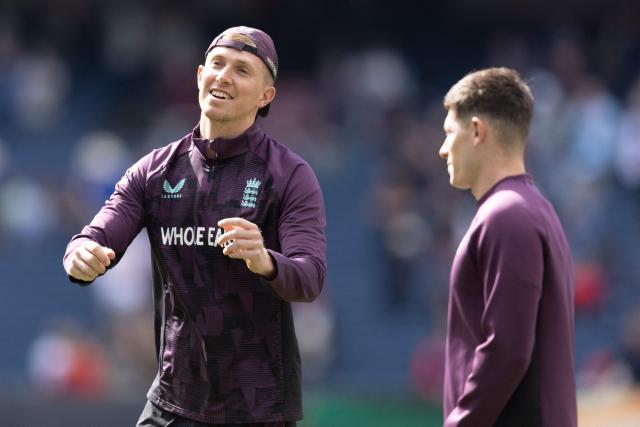 England's Harry Brook (L) warms up during the first day of the fourth Ashes cricket Test match between Australia and England at the Melbourne Cricket Ground (MCG)  in Melbourne, Australia on December 26, 2025. (Photo by Martin KEEP / AFP)