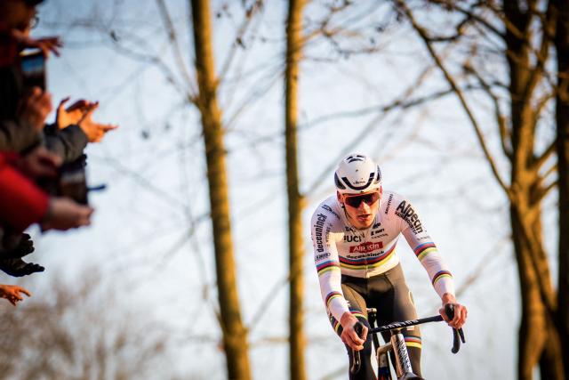 Alpecin - Deceuninck team's Dutch rider Mathieu Van Der Poel competes in the Men's cyclocross elite race stage 7 of the UCI World Cup competition, in Gavere, on December 26, 2025. (Photo by JASPER JACOBS / Belga / AFP) / Belgium OUT