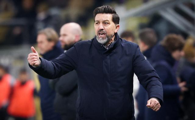 RSC Anderlecht's Albanian headcoach Besnik Hasi gestures from the techincal area during the Belgian Pro League football match between RSC Anderlecht and Royal Charleroi SC at the Lotto Park stadium in Brussels, on December 26, 2025. (Photo by VIRGINIE LEFOUR / Belga / AFP) / Belgium OUT