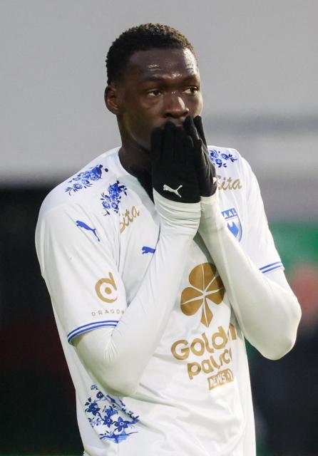 RAAL La Louviere's Senegalese forward #07 Pape Moussa Fall reacts during the Belgian "Pro League" First Division football match between Royale Association Athletique Louvierois and Oud-Heverlee Leuven at the Easi Arena in La Louviere on December 27, 2025. (Photo by VIRGINIE LEFOUR / BELGA / AFP) / Belgium OUT