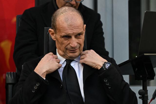 AC Milan's Italian coach Massimiliano Allegri gestures ahead of the Italian Serie A football match between AC Milan and Hellas Verona at the San Siro stadium in Milan, northern Italy, on December 28, 2025. (Photo by Piero CRUCIATTI / AFP)