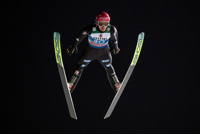 Germany's Felix Hoffmann competes during the qualifying for the Men's Individual Large Hill HS137 event of the FIS Ski Jumping World Cup, the first leg of the Four Hills Tournament, in Oberstdorf, southern Germany on December 28, 2025. (Photo by Philipp Guelland / AFP)