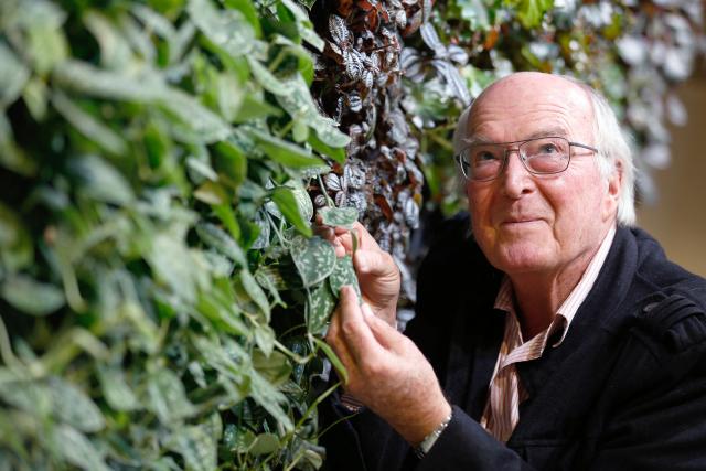 (FILES) French botanist Francis Halle poses in Paris on November 5, 2013. French botanist Francis Halle, a staunch defender of primary tropical forests, has died at the age of 87, on December 31, 2025, the Francis Halle Association has announced on January 2, 2026. (Photo by Thomas SAMSON / AFP)
