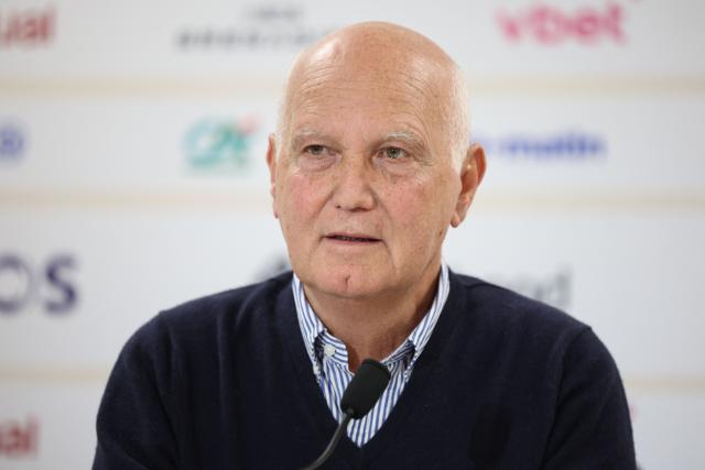 Nice's french new president Maurice Cohen speaks during a press conference in Nice, south-eastern France, on January 2, 2026. (Photo by Valery HACHE / AFP)