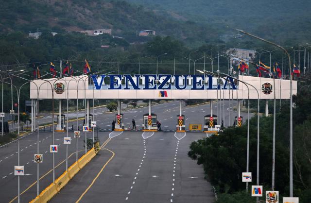 The entrance of the Atanasio Girardot border bridge with Venezuela is pictured in Cucuta, Colombia, on January 3, 2026, after US forces captured Venezuela's President Nicolas Maduro. President Donald Trump said on January 3, 2026, that US forces had captured Venezuela's leader Nicolas Maduro after bombing the capital Caracas and other cities in a dramatic climax to a months-long standoff between Trump and his Venezuelan arch-foe. (Photo by Raul ARBOLEDA / AFP)