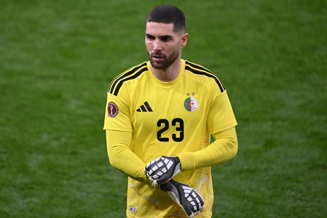 Algeria's goalkeeper #23 Luca Zidane leaves the pitch at half time during the Africa Cup of Nations (CAN) round of 16 football match between Algeria and Democratic Republic of Congo at the Prince Moulay El Hassan
Stadium in Rabat on January 6, 2026. (Photo by SEBASTIEN BOZON / AFP)