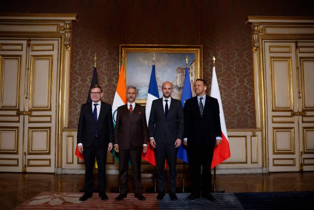 (From L) German Foreign Minister Johann Wadephul, Indian Foreign Minister Subrahmanyam Jaishankar, French Foreign Affairs Minister Jean-Noel Barrot and Polish Minister of Foreign Affairs Radoslaw Sikorski pose for a family photo as part of a Weimar Triangle and India foreign ministers meeting at the French Foreign ministry in Paris, on January 7, 2026. The Indian Foreign Minister Jaishankar has been invited to join the meeting of the Weimar Triangle foreign ministers in Paris. (Photo by Yoan VALAT / POOL / AFP)