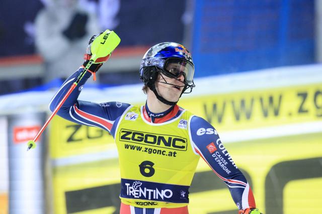 France's Clement Noel celebrates after winning in the Men's Slalom event, part of the FIS Alpine Ski World Cup 2025-2026, in Madonna di Campiglio, northern Italy, on January 7, 2026. (Photo by Pierre TEYSSOT / AFP)