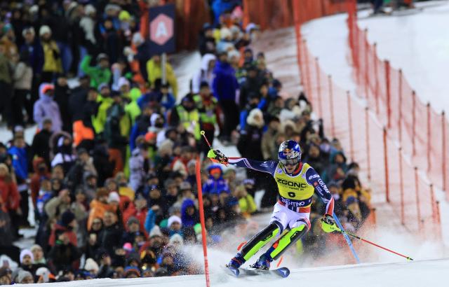 France's Clement Noel competes in the second run of the Men's Slalom event, part of the FIS Alpine Ski World Cup 2025-2026, in Madonna di Campiglio, northern Italy, on January 7, 2026. (Photo by Pierre TEYSSOT / AFP)