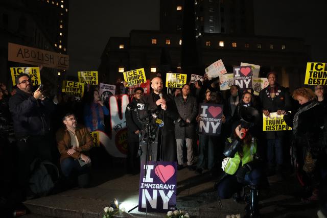 People take part in a protest against Immigration and Customs Enforcement (ICE) in New York on January 7, 2026 after an ICE officer shot dead a woman in Minneapolis. (Photo by Bryan R. SMITH / AFP)