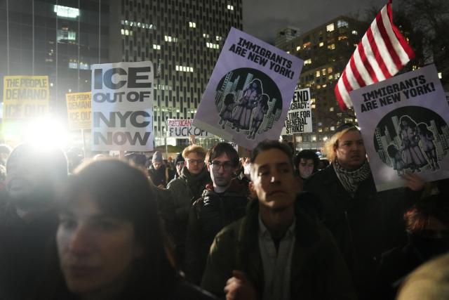People take part in a protest against Immigration and Customs Enforcement (ICE) in New York on January 7, 2026 after an ICE officer shot dead a woman in Minneapolis. (Photo by Bryan R. SMITH / AFP)