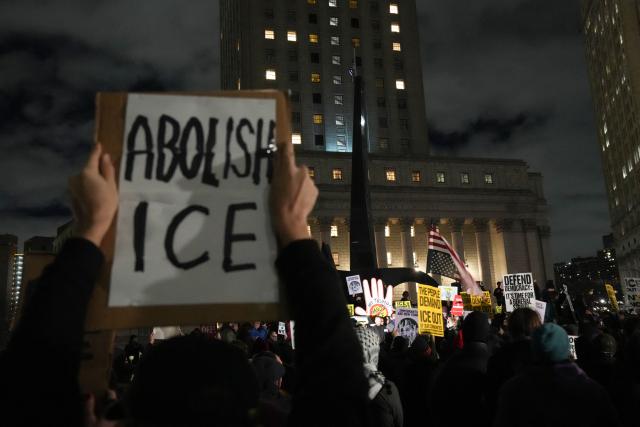 People take part in a protest against Immigration and Customs Enforcement (ICE) in New York on January 7, 2026 after an ICE officer shot dead a woman in Minneapolis. (Photo by Bryan R. SMITH / AFP)