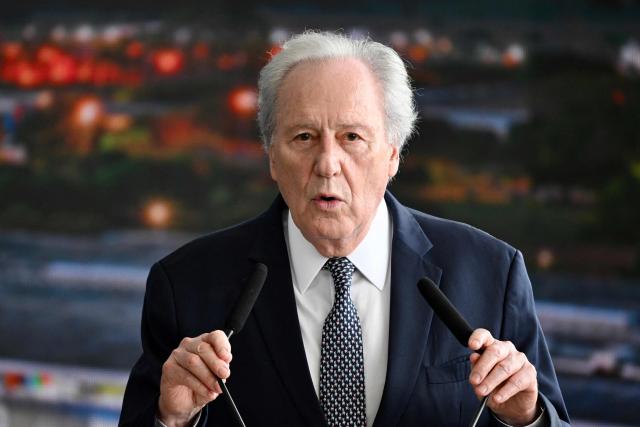 Brazil’s Justice Minister Ricardo Lewandowski delivers a speech during the Ceremony in Defense of Democracy marking the third anniversary of the attempted coup d'йtat involving the invasion and destruction of buildings of the three branches of government, at the Planalto Palace in Brasнlia, on January 8, 2026. (Photo by Evaristo Sa / AFP)