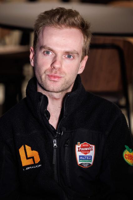 Belgian cyclist Eli Iserbyt looks on during a press conference to announce his retirement due to an unsolved nagging leg injury in Waregem on January 9, 2026. (Photo by KURT DESPLENTER / Belga / AFP) / Belgium OUT