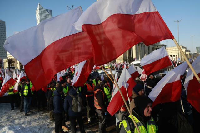 Polish farmers protest against the EU-Mercosur agreement in Warsaw, Poland on January 9, 2026. (Photo by Wojtek RADWANSKI / AFP)