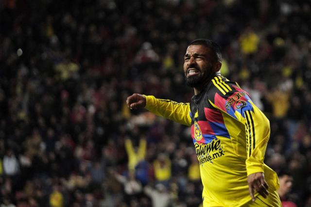 America's Uruguayan forward #27 Rodrigo Aguirre reacts after a disallowed goal during the Liga MX Clausura tournament football match between Tijuana and America at Caliente Stadium in Tijuana, Baja California, Mexico on January 9, 2026. (Photo by Guillermo Arias / AFP)