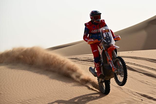 Slovenian rider Toni Mulec competes with a Honda Crf 450 in the Stage 7 of the 48th edition of the Dakar Rally 2026, between Riyadh and Wadi ad-Dawasir, Saudi Arabia, on January 11, 2026. (Photo by Giuseppe CACACE / AFP)