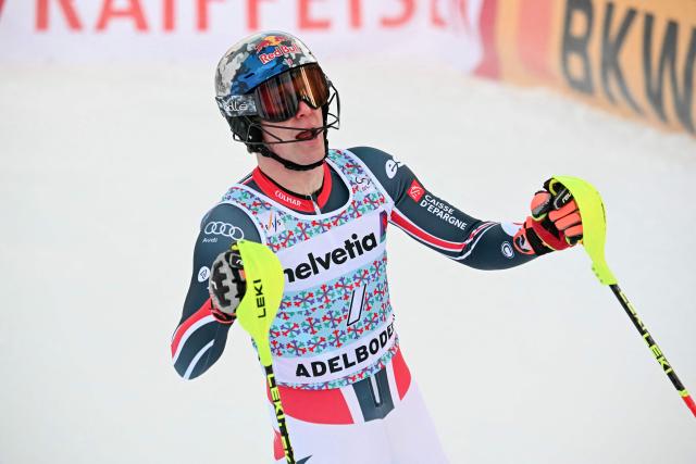France’s Clement Noel reacts after crossing the finish line during the second run of the Men's Slalom, part of the FIS Alpine Ski World Cup 2025-2026 in Adelboden, soutwestern Switzerland on January 11, 2026. (Photo by Fabrice COFFRINI / AFP)