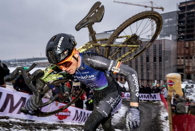 Belgian rider Thibau Nys competes before winning the Elite men race of the Belgian Cyclocross Championships in Beringen on January 11, 2026. (Photo by DAVID PINTENS / Belga / AFP) / Belgium OUT