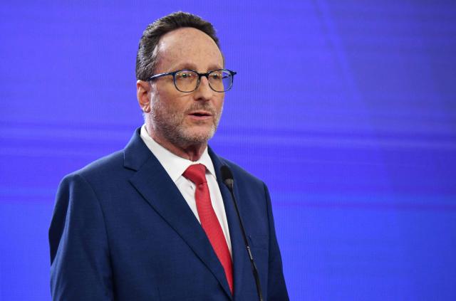 Costa Rica's Presidential candidate Eliezer Feinzaig Mintz, of the Progressive Liberal Party, speaks during the debate at the Supreme Electoral Tribunal (TSE) in San Jose, Costa Rica on January 11, 2026. Costa Rica will hold presidential election on February 1. (Photo by Ezequiel BECERRA / AFP)