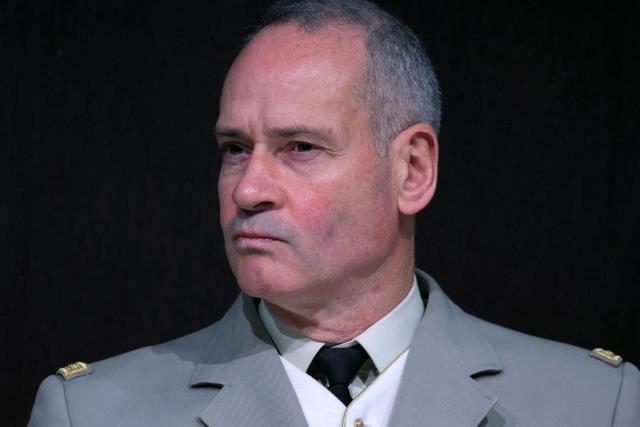 Chief of the French Army General Pierre Schill takes part in a joint press conference with army chiefs to launch the national recruitment campaign for a new national military service in Paris on January 12, 2026. The French government and army chiefs launch a campaign to recruit several thousand young people for a new ten-month paid "national service" programme, an initiative announced in November by the president to "meet the needs of the armed forces" in the face of increased risks of conflict. (Photo by Thomas SAMSON / AFP)