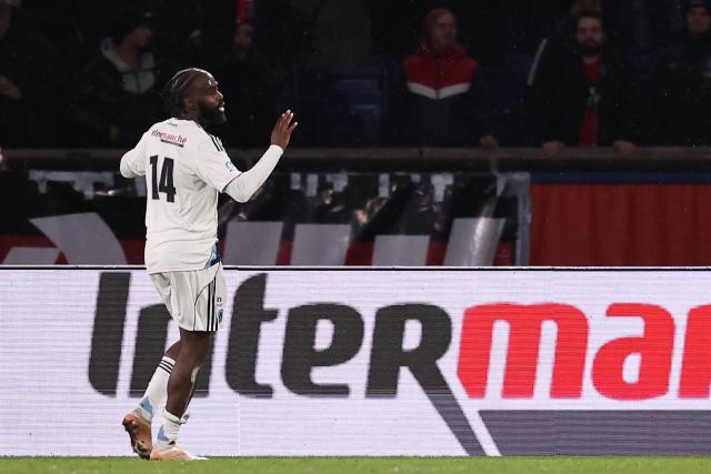 Paris FC's French midfielder #14 Jonathan Ikone celebrates scoring his team's first goal during the French Cup round of 32 football match between between Paris Saint-Germain (PSG) and Paris FC at the Parc des Princes stadium in Paris on January 12, 2026. (Photo by Anne-Christine POUJOULAT / AFP)