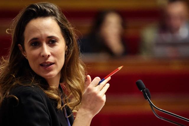 La France Insoumise - Nouveau Front Populaire's MP and National Assembly vice-president Clemence Guette reacts during the debate on the budget bill for the year 2026 at The National Assembly, France's lower house parliament, in Paris, on January 13, 2026. (Photo by Ludovic MARIN / AFP)