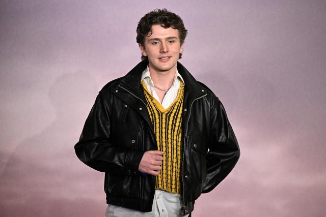 Participant of France's reality television show "Star Academy" Bastiaan Van Leeuwen arrives for the World premiere of "Bridger ton Season 4" at the Palais Brongniart in Paris on January 14, 2026. (Photo by JULIEN DE ROSA / AFP)