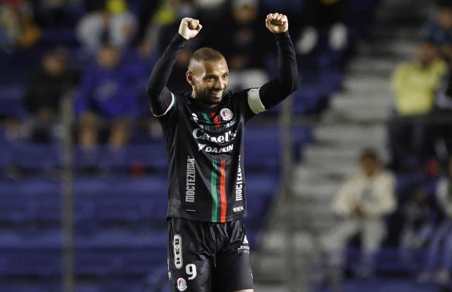 San Luis' Brazilian forward #09 Joao Pedro celebrates after scoring his team's second goal during the Liga MX Clausura tournament football match between America and San Luis at the Azteca Stadium in Mexico City on January 14, 2026. (Photo by Rodrigo Oropeza / AFP)