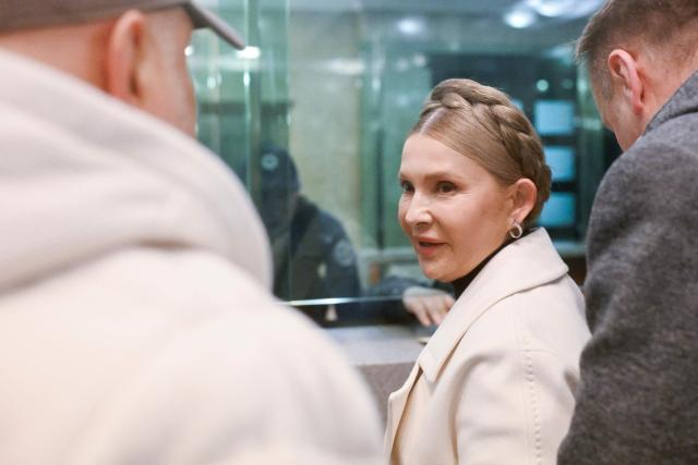 Former Ukraine's Prime Minister Yulia Tymoshenko arrives for her pre-trial hearing at a court in Kyiv on January 16, 2026, amid the Russian invasion of Ukraine. Former Ukraine's Prime Minister Yulia Tymoshenko said on January 14, 2026 her party's office had been raided overnight after anti-corruption bodies announced a sweeping probe into political corruption. (Photo by Sergei GAPON / AFP)