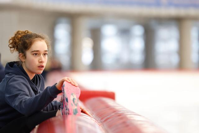 Speed Skater Violette Braun of France warms up during a training session in Inzell, southern Germany, on January 13, 2026. France’s speed skating team leader Timothy Loubineaud, a likely Olympic medal contender in Milan next month, is calling for the construction of a temporary long track ice rink dedicated to his sport for the 2030 Winter Games in the French Alps. (Photo by Michaela STACHE / AFP)