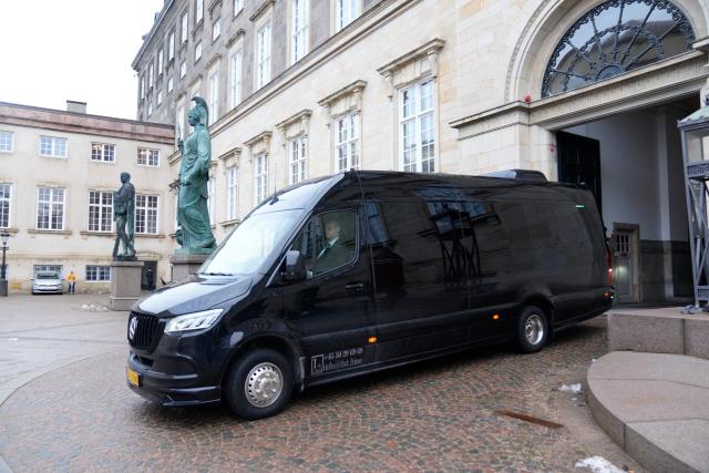 A US delegation, consisting of senators and members of the House of Representatives, leaves  the Prime Ministers Office in a black van, on January 16, 2026 at Christiansborg Castle in Copenhagen, Denmark. (Photo by Thomas Traasdahl / Ritzau Scanpix / AFP) / Denmark OUT