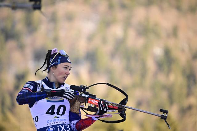 France's Camille Bened warms up at the shooting range prior to the women's 7.5 km Sprint competition of the IBU Biathlon World Cup in Ruhpolding, southern Germany on January 16, 2026. (Photo by Tobias SCHWARZ / AFP)