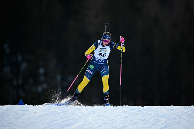 Sweden's Elvira Oberg competes during the women's 7.5km sprint competition of the IBU Biathlon World Cup in Ruhpolding, southern Germany on January 16, 2026. (Photo by Tobias SCHWARZ / AFP)