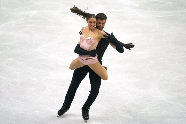 France's Laurence Fournier Beaudry and Guillaume Cizeron perform during the Ice Dance Rhythm Dance discipline on day four of the ISU Figure Ice Skating European Championships in Sheffield, northern England on January 16, 2026. (Photo by Ian HODGSON / AFP)
