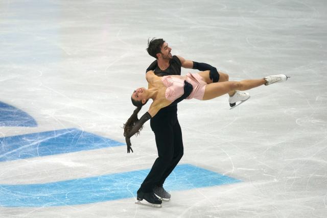 France's Laurence Fournier Beaudry and Guillaume Cizeron perform during the Ice Dance Rhythm Dance discipline on day four of the ISU Figure Ice Skating European Championships in Sheffield, northern England on January 16, 2026. (Photo by Ian HODGSON / AFP)